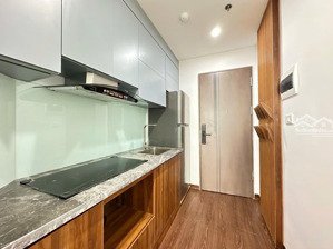 bán tòa ccmn 180m 32 phòng doanh thu 250tr/tháng giá 56 tỷ đường cầu giấy, q. cầu giấy