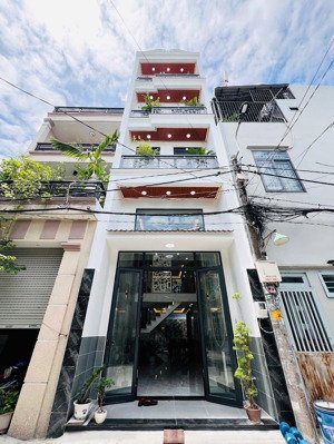 bán nhà 4 tầng,4p full nội thất, hẻm xe tải đường lâm thị hố q12. giá : 6,19 tỷ