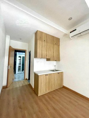 bán nhà bùi xương trạch, ô tô vào nhà, 7 tầng, mt5m, gồm 19p ngủ, đang cho thuê 100 triệu/1t, 20 tỷ