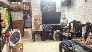 bán nhà tây sơn - đống đa, 29m2 x mặt tiền 3.6m. giá 6,8 tỷ(thương lượng). 3 tầng, gần phố, đầu tư.