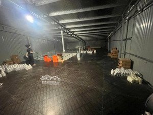 chính chủ cho thuê kho xưởng 160m2 ngay vincom tây mỗ, có chỗ ở cho nhân viên
