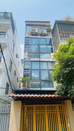 chính chủ cần bán nhà để ở và cho thuê. mặt ngõ 5m, 86.2m2, mt 3,93m, 4 tầng, 7 pn đang cho thuê