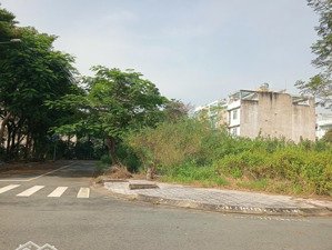 hot, sở hữu ngay lô đất tại cát lái diện tích cực kỳ rộng rãi lên tới 200m2, giá chỉ từ 70tr/m2