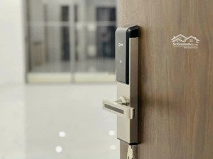 bán căn 3pn - 86m2, giá 2,8 tỷ tầng trung, sẵn sổ