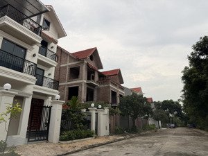 10 tỷ hơn bt song lập cực đẹp dự án vinaconex kđt quang minh - ml - hn