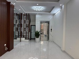 em cần bán nhà 42m xây mới 5 tầng thang máy tại phố lò đúc - hai bà trưng , giá chào 10,x tỷ tl