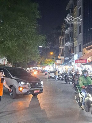 cho thuê cửa hàng cách chợ sinh viên nhà xanh 50m (phan văn trường, cầu giấy) giá chỉ 12,9 triệu