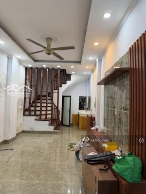 hót giáp bát có 102 nhà vị trí đẹp sát oto, nhà mới đẹp 35m x 5 tầng, tương lai mặt phố