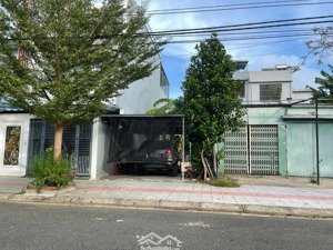 lô đất đối diện công viên - đường nguyễn ân- diện tích 102.2m2