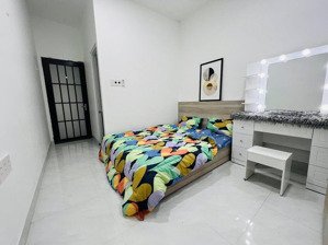 cho thuê căn hộ ở cmt8 q10 gần toà nhà viettel, 1pn giá 7.5tr , full nội thất