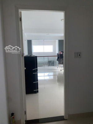 bán nhà góc 2 mt xd kiên cố cách hẻm xe hơi 20m , 1422 huỳnh tấn phát , không ngập tiện ích đủ