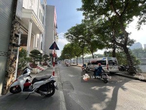 mặt phố nguyễn khang -80m -8 tầng thông sàn, thang máy vỉa hè rộng kinh doanh cực đỉnh