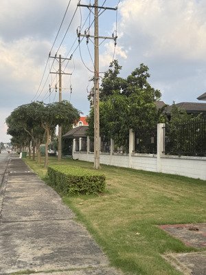 cần bán 7.800m đất ( 4.200m2 nhà xưởng) tại kcn vsip2