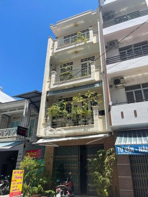 nhà vừa ở vừa kinh doanh giá tốt nhất trung tâm nha trang