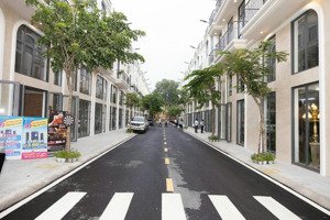 bán nhà phố 4 lầu, quách điêu, bình chánh, gần sân bay, dtsd 251,3m2