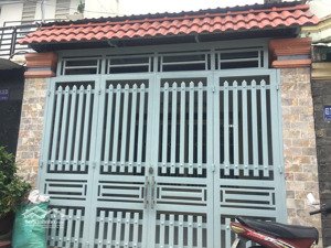 bán nhà hẻm đẹp thẳng cách mặt tiền vài căn trên đường 3/2 p14 q10 dt: 3.4*12m giá 7.5 tỷ tl