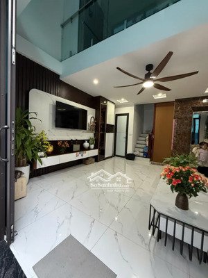 bán nhà giáp nhị - hoàng mai,ngõ thông, oto cách 20, dân xây kcbt, lô góc, 41m - 5 tầng, nhỉnh 8 tỷ