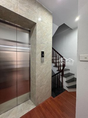siêu hót văn phú 40m2, 5 tầng, thang máy, nhỉnh 8 tỷ. sổ đỏ giao dịch ngay.