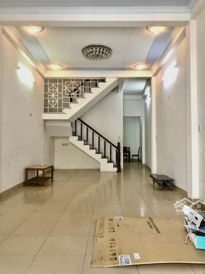 cho thuê nhà 3 tầng giá rẻ nhất đường dương hiến quyền