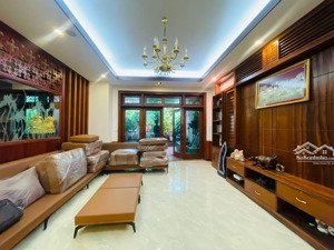 bán gấp nhà trung liệt căn góc , 2 thoáng , ngõ thông 110m ra phố trước nhà rộng thoáng 39m2* 5 t