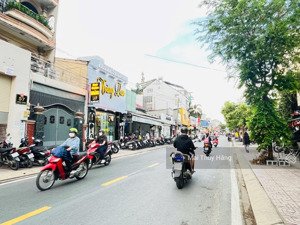 mtkd sầm uất ngay võ văn ngân gần ga metro - ngang 9.5m - dòng tiền 40tr/tháng - giá 17.5 tỷ