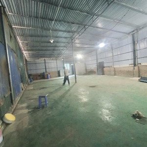 250m kho xưởng khu vực nguyễn khoái, mặt đường container