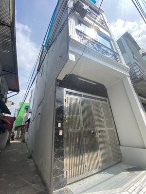 chính chủ gửi bán nhà gần kđt đô nghĩa, hà đông, 48m2 4 tầng, lô góc trung tâm, giá đầu tư