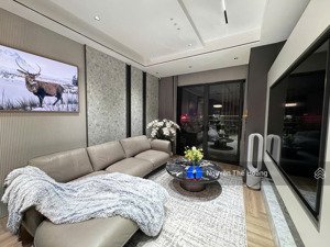 giá chuẩn, bán ch 3n - 2wc tòa flc. tầng trung bc đông nam mát mẻ, full đồ đẹp, view hồ đẹp, sổ đỏ