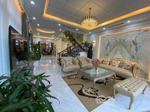 cần bán siêu biệt thự an vượng villa dương nội 225m 4 tầng nội thất vip - giá rẻ nhất khu