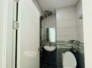 bán nhà hxh tây thạnh 10m x 17m hầm 4l đang có thu nhập hơn 100tr/ tháng giá 20 tỷ giảm còn 17 tỷ