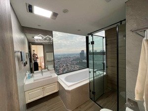 chính chủ gửi bán siêu phẩm 3pn onsen full nội thất view hồ giá chỉ 8.8 tỷ