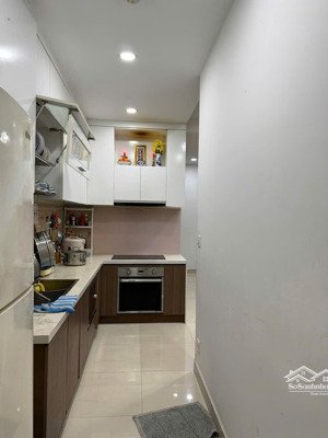 cần bán căn hộ 3pn và 2wc, 109m2, căn góc, giá bán 7ty600 ( chưa gồm 10%) - lh 