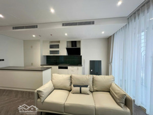 bán căn góc golden park, ban công đông nam- 106m2, 3pn, 2wc. 13 tỷ. lh: 