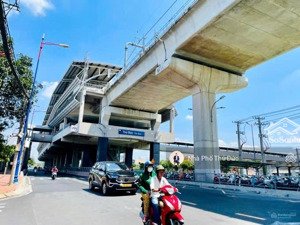 nhà 2 tầng - tây hoà - sát xa lộ hà nội - gần ga metro phước long