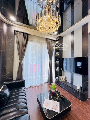 bán nhanh! căn 2pn 55m masteri waterfront full nội thất, view vinuni, phân khu cao cấp, giá 4,8 tỷ