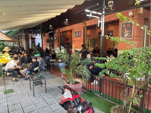 cần bán gấp nhà 3 tầng ngay góc ngã 4 đường lương nhữ hộc- trung tâm hải châu. 140m2 ngang 7,2m