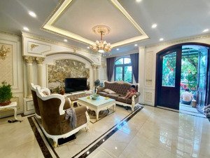 cho thuê biệt thự song lập đẹp, fulll nội thất , tiện ích tại vinhomes ocean park gia lâm