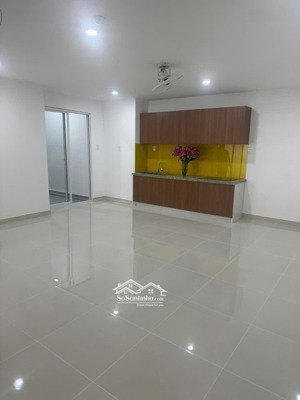  cần bán căn duplex chánh hưng giai việt