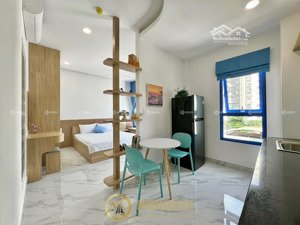 cho thuê chdv full nội thất ( máy giặt riêng ) đường bạch đằng - tân bình. gần sân bay