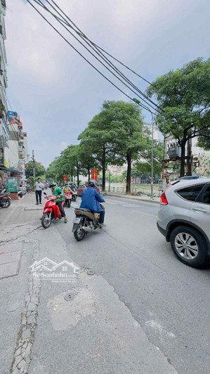 70m ra mặt phố khương đình 40m 4p ngủ nhà mới ở ngay chủ thiện chí