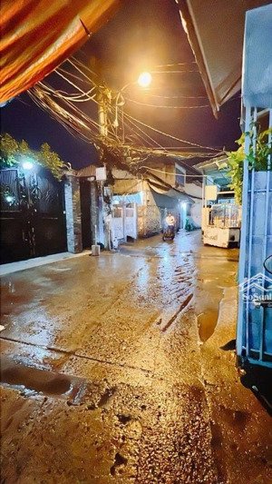 chính chủ bán gấp nhà hxt lê văn lương, q7, 90m2, giá chưa tới 9 tỷ