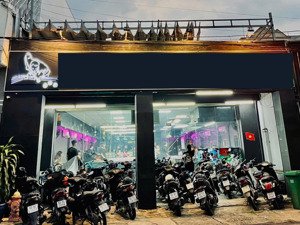 cần sang nhượng tiệm bida đang hoạt động, dt 300m2, full nội thất, kinh doanh ngay