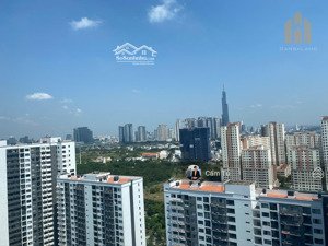 bán căn 3 phòng ngủ 102 m2 tầng cao view landmark 81 giá 9.7 tỷ đồng gọi tú cata