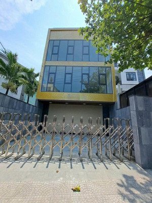 tòa nhà văn phòng đường trưng nữ vương, quận hải châu đà nẵng, giá tốt nhất đường