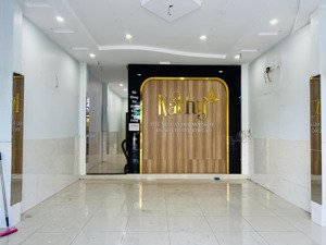 cho thuê nhà 3 tầng mặt tiền : phan đăng lưu , hoà cường - giá 30 triệu