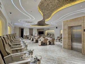 bán toà nhà văn phòng -chdv 11 tầng, mặt tiền vip trung tâm tân bình, giá 89 tỷ