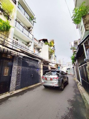 chỉ nhỉnh 100tr/m2 (quá rẻ) nhà 4 tầng - oto ngủ trong nhà - 90m2 - sổ a4, hơn 9tỷ xíu