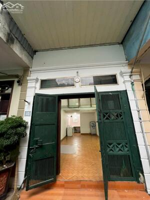 Cho thuê nhà 1 tầng+gác lửng,đủ nội thất,điện nước giá dân,oto vào thoải mái ngõ 379 Xuân Phương