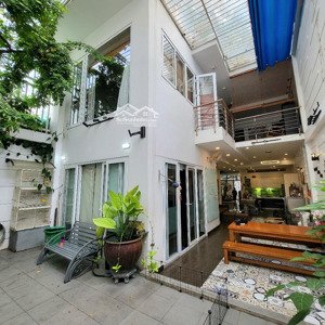 bán nhà kdchimlam kiều đàm quận 7. dt 200m2. giá 26 tỷ 7.5mx27m. 3 tầng , gần tôn đức thắng