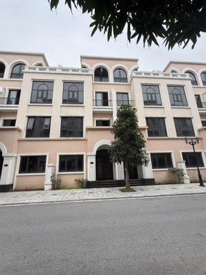 giá cắt lỗ liền kề hải âu 78m2 giá 10,1 tỷ mặt tiền 6m, hướng đông nam, sẵn sổ giao dịch